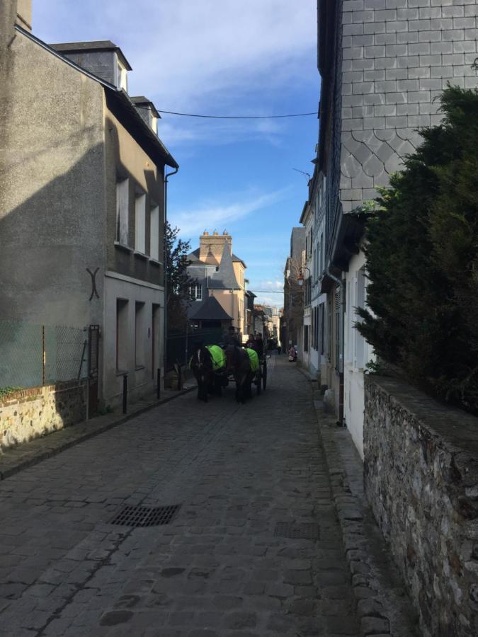 Honfleur A Deux Bed & Breakfast エクステリア 写真